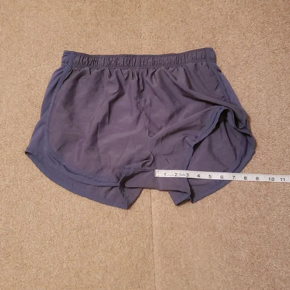 Nike Tempo Women's Shorts - Picture 14 of 15